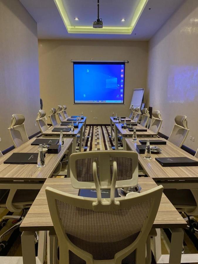 Voyage Hotel & Suites Rijad Zewnętrze zdjęcie