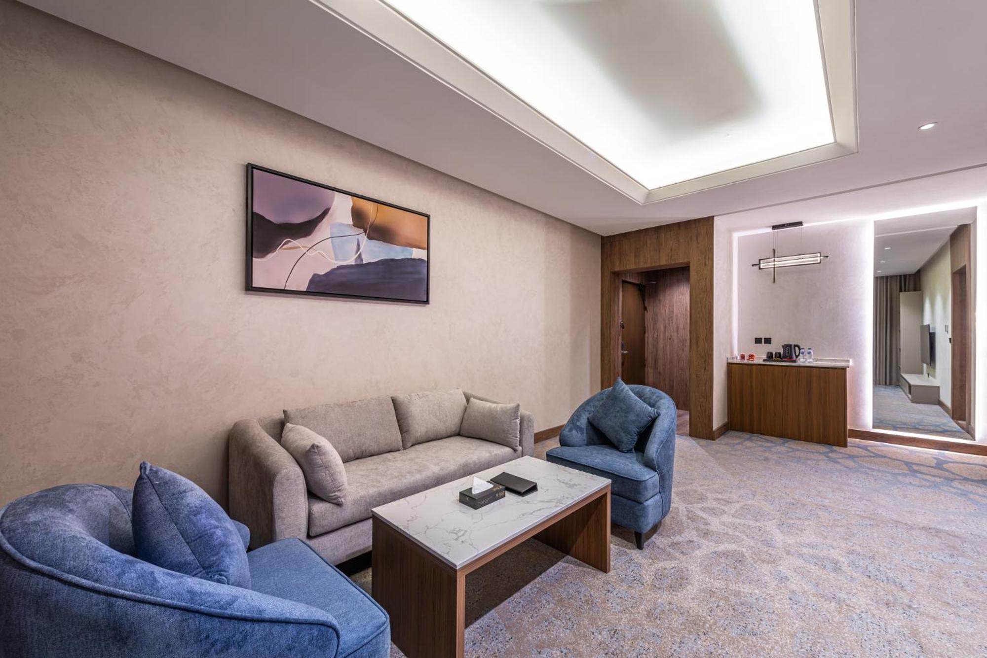 Voyage Hotel & Suites Rijad Zewnętrze zdjęcie