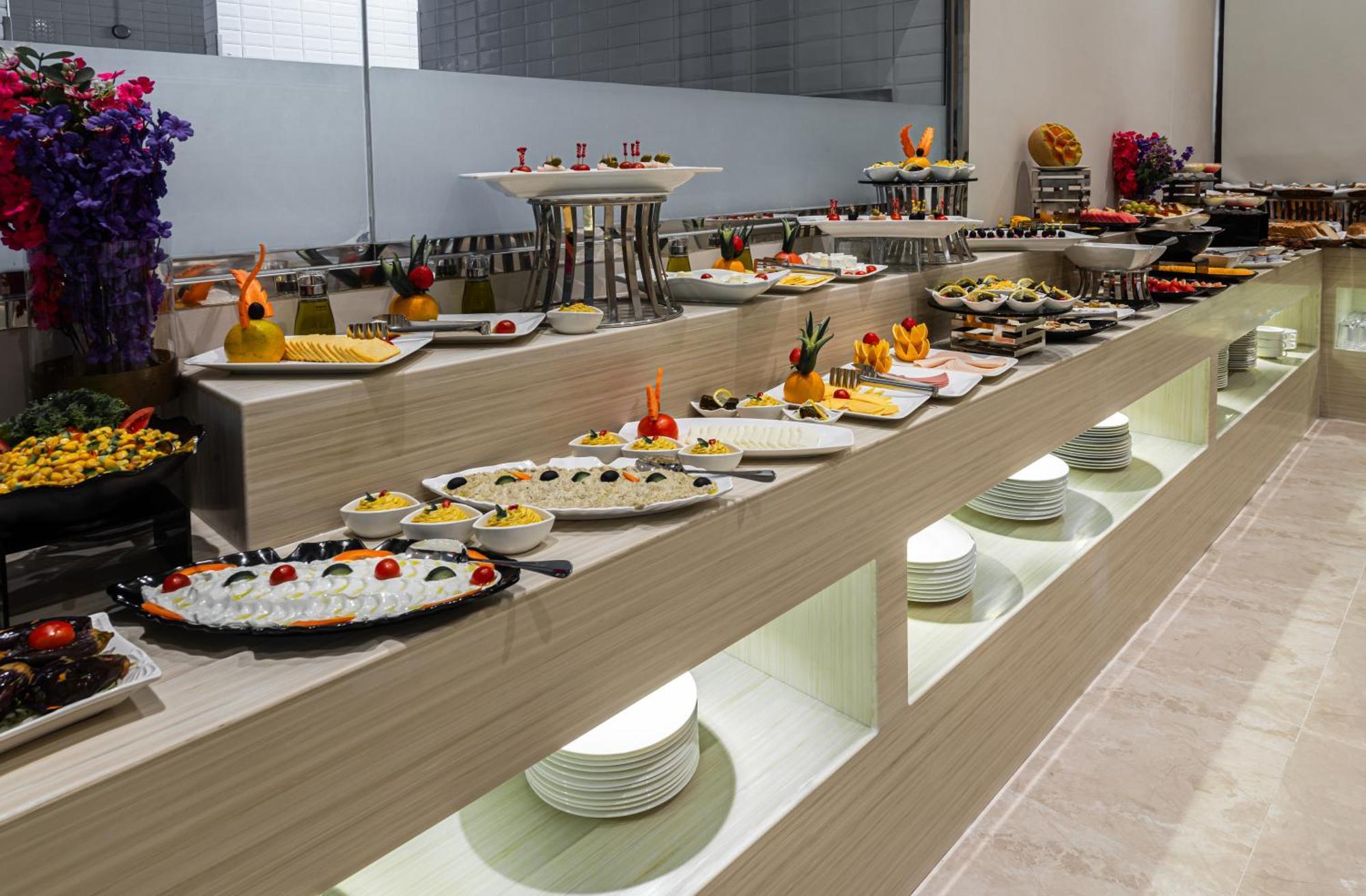 Voyage Hotel & Suites Rijad Zewnętrze zdjęcie