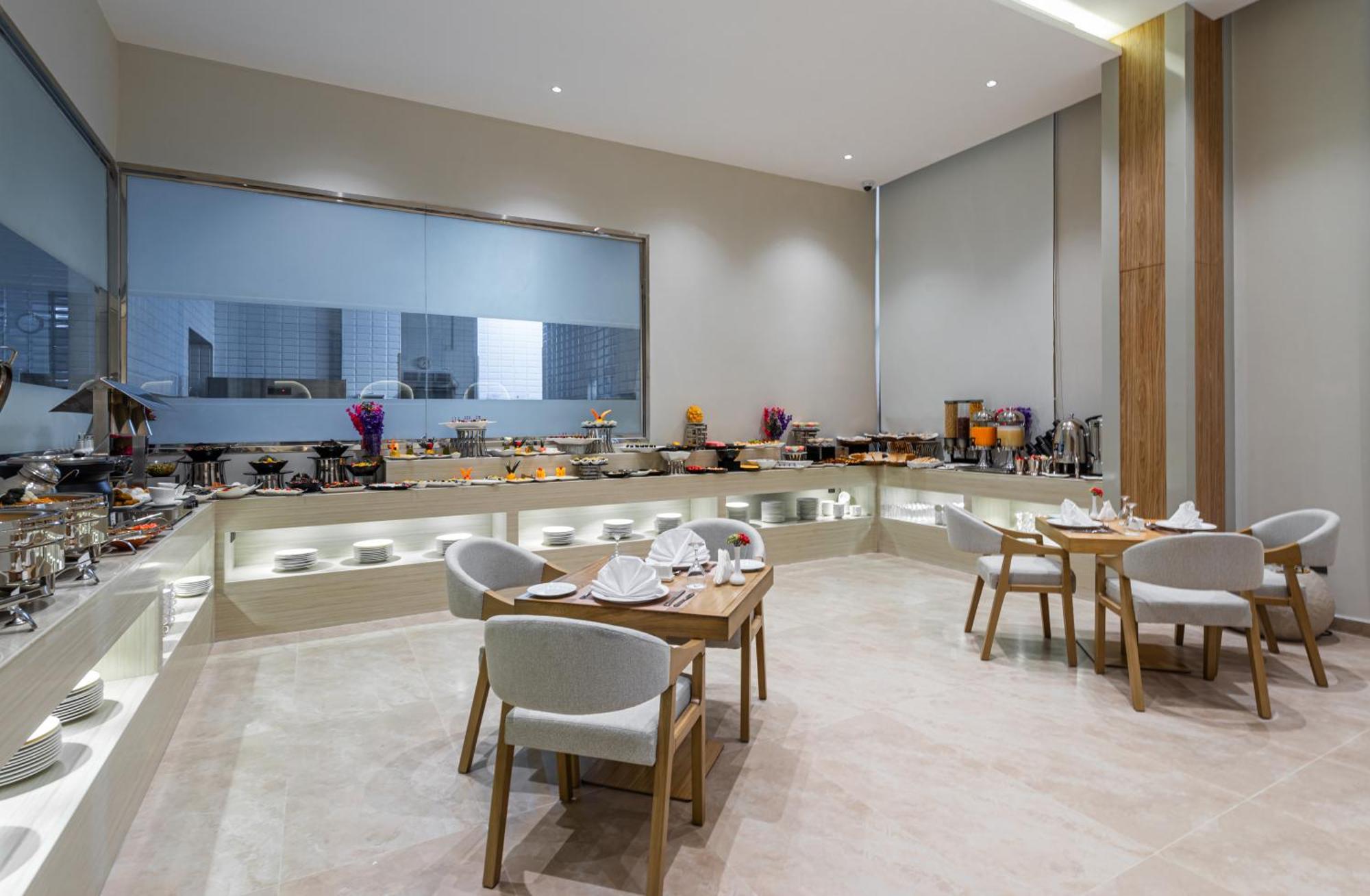 Voyage Hotel & Suites Rijad Zewnętrze zdjęcie