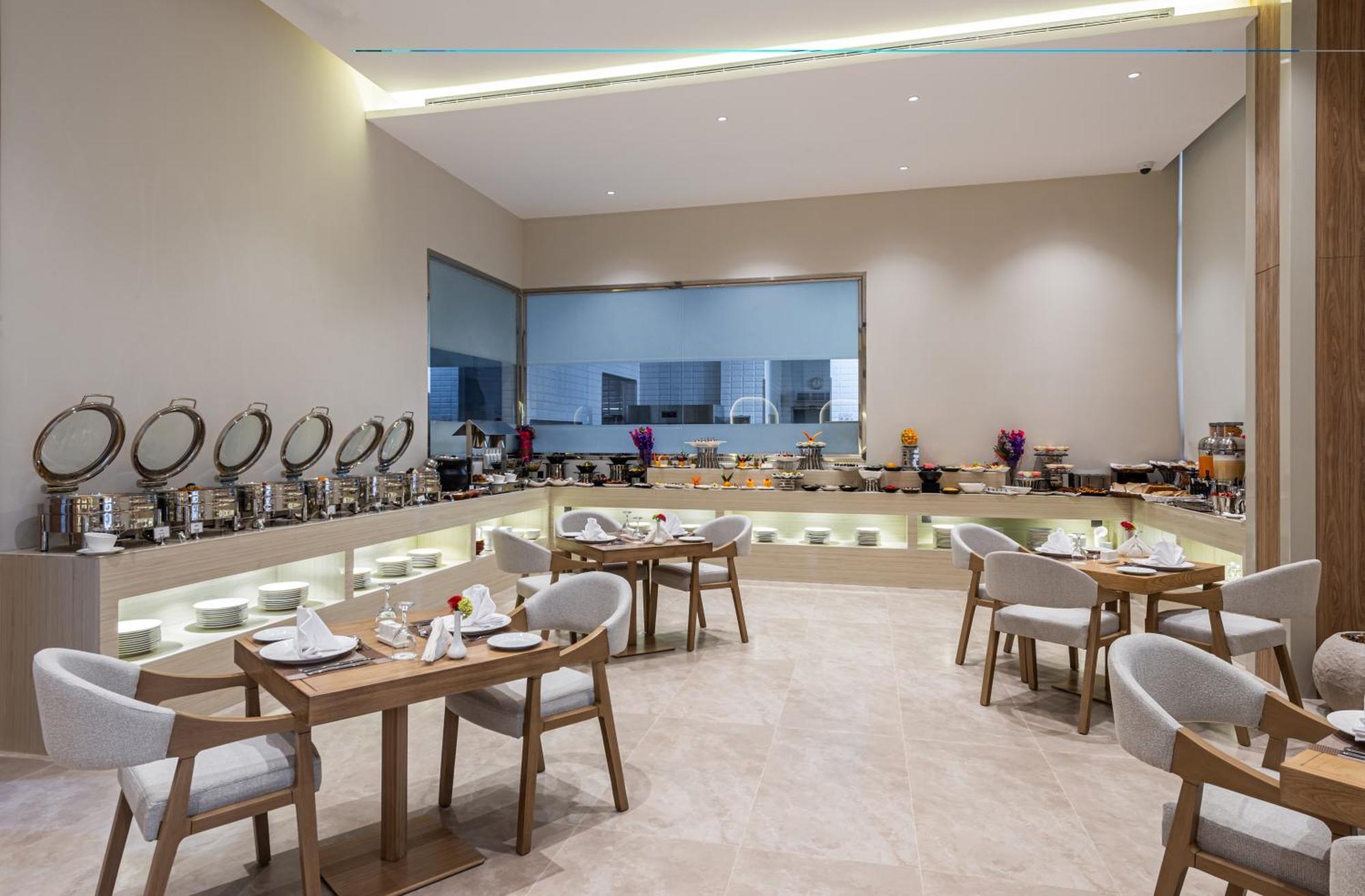 Voyage Hotel & Suites Rijad Zewnętrze zdjęcie